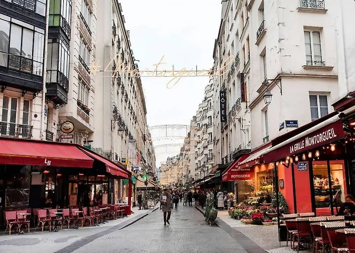 Superbe Studio Avec Balcon Au Coeur De Montorgueil